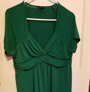B2G1 Beautiful green blouse